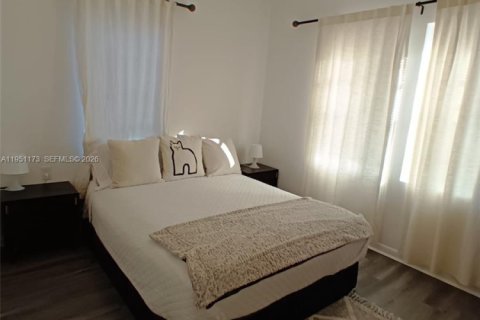 Villa ou maison à vendre à Miami, Floride: 3 chambres, 141.4 m2 № 2008811 - photo 6