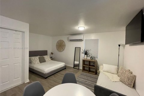 Villa ou maison à vendre à Miami, Floride: 3 chambres, 141.4 m2 № 2008811 - photo 14