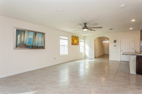 House in Wimauma, Florida 5 bedrooms, 231.23 sq.m. № 1524816 - photo 20
