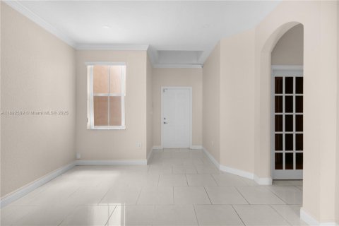 Touwnhouse à louer à Miami, Floride: 3 chambres, 148.83 m2 № 1946244 - photo 6