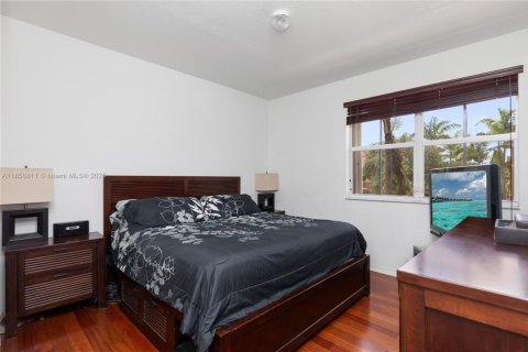 Condo in Pembroke Pines, Florida, 3 bedrooms  № 1887825 - photo 21