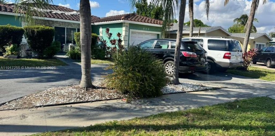 Дом в Маргит, Флорида 3 спальни, 161.46м2 № 1972283