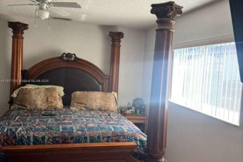 Купить виллу или дом в Маргит, Флорида 3 спальни, 161.46м2, № 1972283 - фото 10