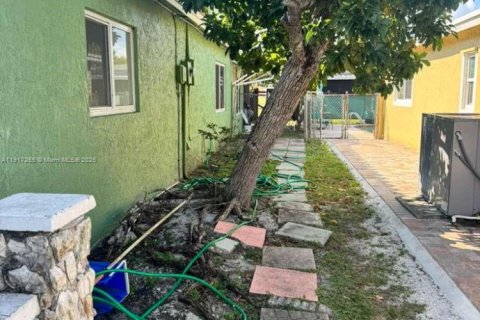 Купить виллу или дом в Маргит, Флорида 3 спальни, 161.46м2, № 1972283 - фото 13