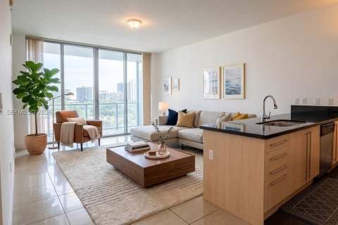 Condo in Miami, Florida, 1 bedroom № 2052264