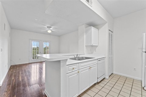 Copropriété à louer à Orlando, Floride: 1 chambre, 69.96 m2 № 2408653 - photo 3