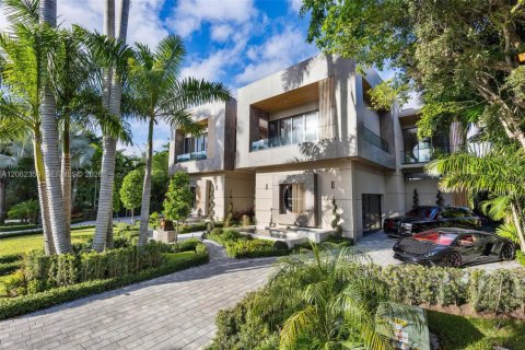 Casa en venta en Miami, Florida, 7 dormitorios, 798.96 m2 № 2339841 - foto 7