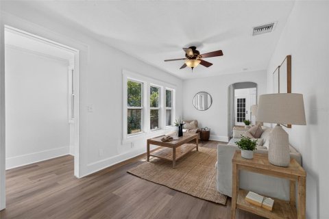 Villa ou maison à louer à Saint Petersburg, Floride: 2 chambres, 77.11 m2 № 2437384 - photo 3
