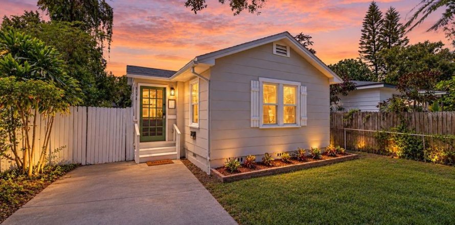 Villa ou maison à Saint Petersburg, Floride 2 chambres, 77.11 m2 № 2437384