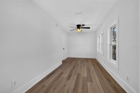 Villa ou maison à louer à Saint Petersburg, Floride: 2 chambres, 77.11 m2 № 2437384 - photo 13