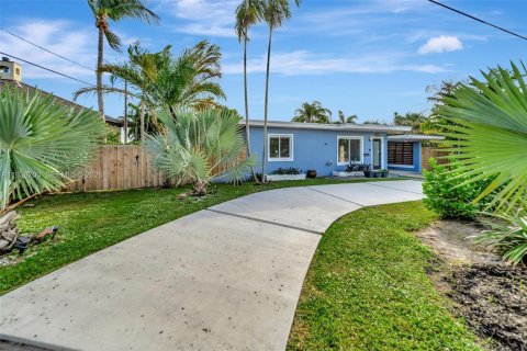 Villa ou maison à vendre à Pompano Beach, Floride: 2 chambres, 77.29 m2 № 1996868 - photo 5