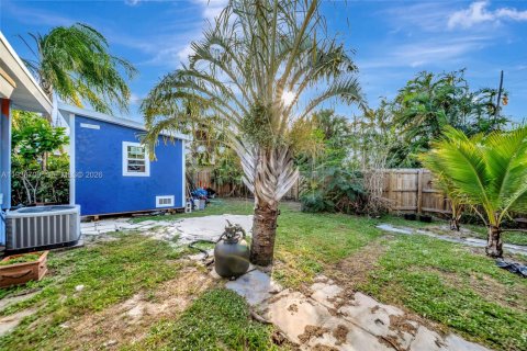 Villa ou maison à vendre à Pompano Beach, Floride: 2 chambres, 77.29 m2 № 1996868 - photo 25