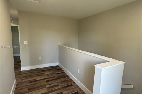 Купить коммерческую недвижимость в Форт-Лодердейл, Флорида 118.64м2, № 1958783 - фото 9