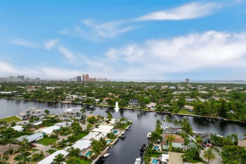 House in Fort Lauderdale, Florida 4 bedrooms, 292.64 sq.m. № 1990321 - photo 5