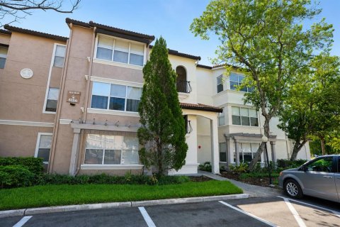 Condominio en Orlando, Florida, 2 dormitorios  № 2304468