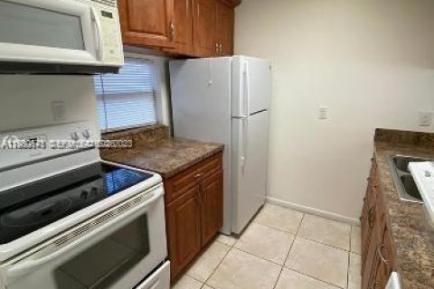 Appartement à louer à Miramar, Floride: 1 chambre, 65.03 m2 № 2046377 - photo 8