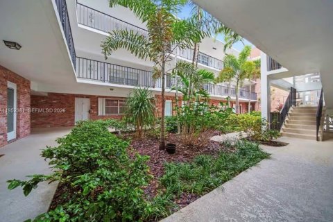 Copropriété à louer à Fort Lauderdale, Floride: 2 chambres, 112.32 m2 № 2153187 - photo 14