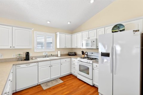 Casa en venta en The Villages, Florida, 3 dormitorios, 129.78 m2 № 2220692 - foto 5