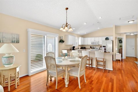 Casa en venta en The Villages, Florida, 3 dormitorios, 129.78 m2 № 2220692 - foto 7