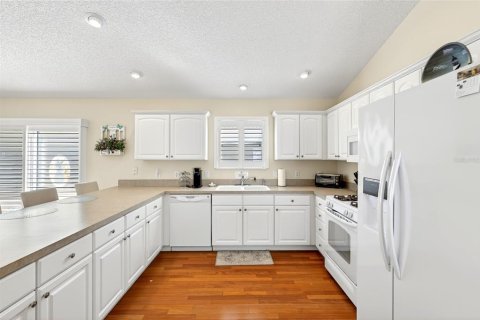 Casa en venta en The Villages, Florida, 3 dormitorios, 129.78 m2 № 2220692 - foto 6
