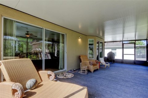 Villa ou maison à vendre à Wesley Chapel, Floride: 4 chambres, 222.22 m2 № 1591643 - photo 27