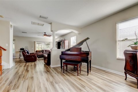 Villa ou maison à vendre à Wesley Chapel, Floride: 4 chambres, 222.22 m2 № 1591643 - photo 16