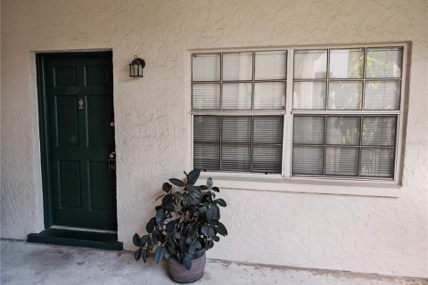 Copropriété à louer à Tampa, Floride: 2 chambres, 92.9 m2 № 1755493 - photo 2