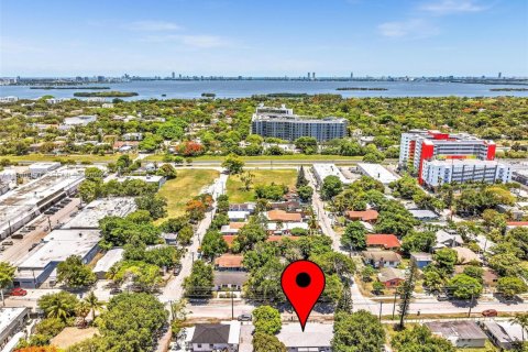 Commercial property in Miami, Florida 143.07 sq.m. № 1998065 - photo 28