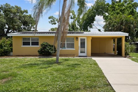 House in Sarasota, Florida 2 bedrooms, 67.63 sq.m. № 2225621