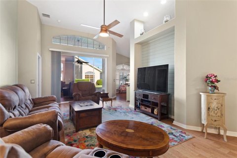 House in Davenport, Florida 2 bedrooms, 166.48 sq.m. № 1113321 - photo 14