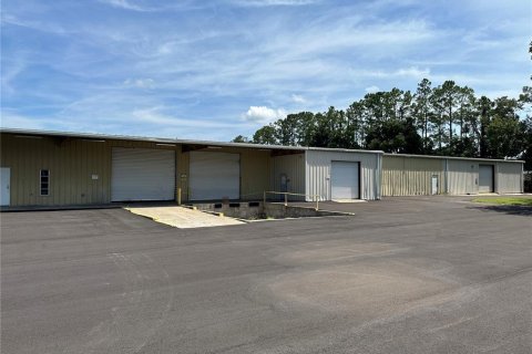 Immobilier commercial à louer à Summerfield, Floride: 2060.11 m2 № 1361951 - photo 5