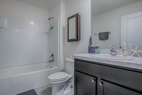 Casa en venta en Wildwood, Florida, 4 dormitorios, 168.71 m2 № 1907679 - foto 26
