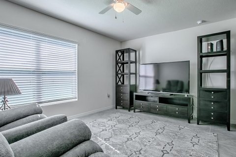 Casa en venta en Wildwood, Florida, 4 dormitorios, 168.71 m2 № 1907679 - foto 7