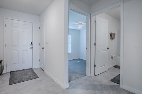 Casa en venta en Wildwood, Florida, 4 dormitorios, 168.71 m2 № 1907679 - foto 2