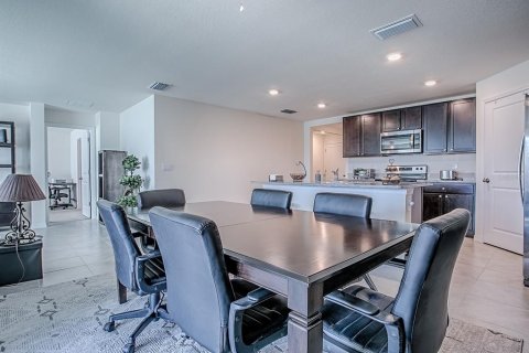 Casa en venta en Wildwood, Florida, 4 dormitorios, 168.71 m2 № 1907679 - foto 10