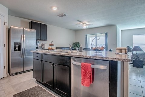 Casa en venta en Wildwood, Florida, 4 dormitorios, 168.71 m2 № 1907679 - foto 16