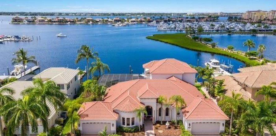 Villa ou maison à Palmetto, Floride 4 chambres, 443.61 m2 № 1591367