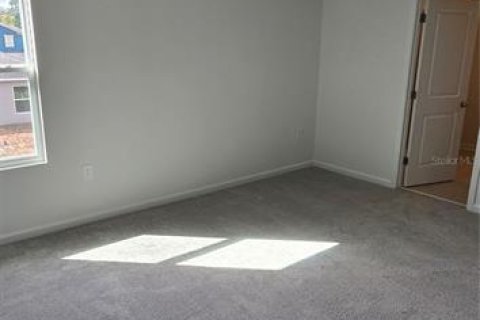 Villa ou maison à louer à Eustis, Floride: 4 chambres, 174.1 m2 № 2433533 - photo 10
