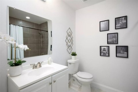 Casa en alquiler en Winter Park, Florida, 3 dormitorios, 195.28 m2 № 1797955 - foto 12
