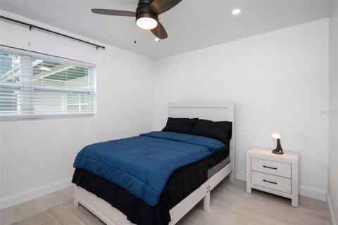 Casa en alquiler en Winter Park, Florida, 3 dormitorios, 195.28 m2 № 1797955 - foto 5