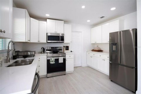 Casa en alquiler en Winter Park, Florida, 3 dormitorios, 195.28 m2 № 1797955 - foto 24