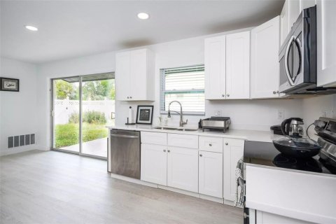 Casa en alquiler en Winter Park, Florida, 3 dormitorios, 195.28 m2 № 1797955 - foto 20