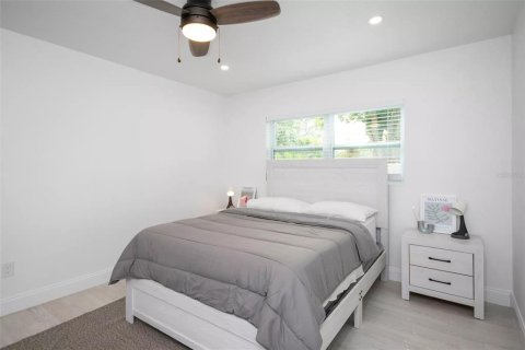 Casa en alquiler en Winter Park, Florida, 3 dormitorios, 195.28 m2 № 1797955 - foto 8