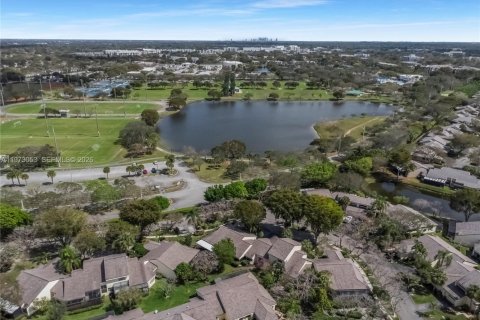 Villa ou maison à vendre à Plantation, Floride: 2 chambres, 105.72 m2 № 2038310 - photo 27