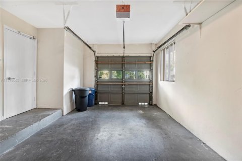 Villa ou maison à vendre à Plantation, Floride: 2 chambres, 105.72 m2 № 2038310 - photo 21