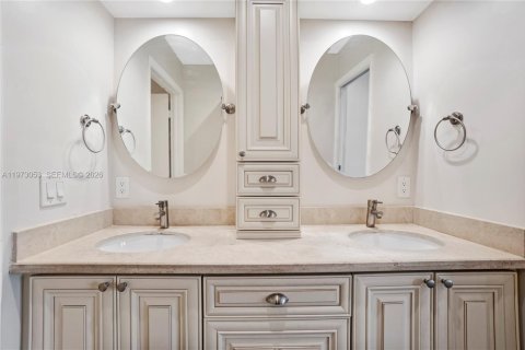 Villa ou maison à vendre à Plantation, Floride: 2 chambres, 105.72 m2 № 2038310 - photo 15