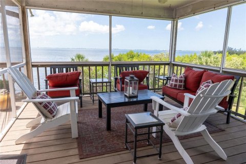 Copropriété à louer à Bradenton, Floride: 5 chambres, 395.76 m2 № 2112525 - photo 10