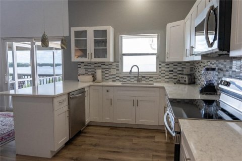 Copropriété à louer à Bradenton, Floride: 5 chambres, 395.76 m2 № 2112525 - photo 19