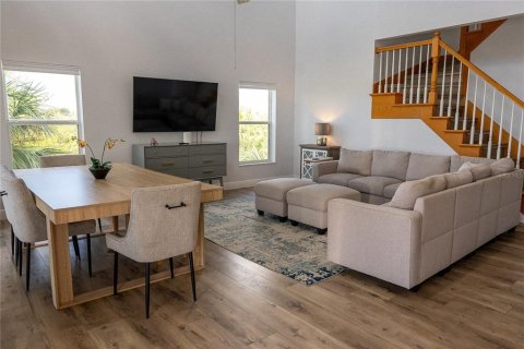 Copropriété à louer à Bradenton, Floride: 5 chambres, 395.76 m2 № 2112525 - photo 7