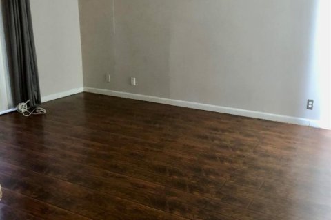 Condo in Dania Beach, Florida, 2 bedrooms № 2082085 - photo 20